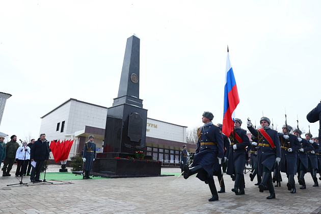 В Серафимовиче Волгоградской области открыли памятную стелу